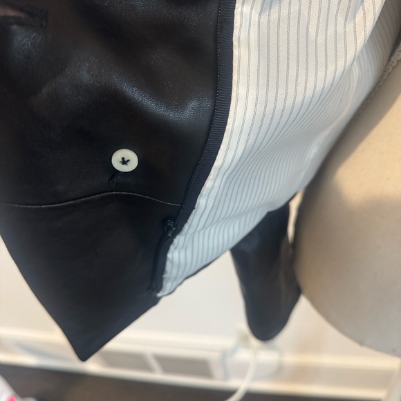 Veronica Beard Black Leather Blazer - Picture 12 of 14